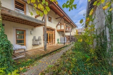 Maison à vendre 8 pièces SAINT GENIS POUILLY (01)