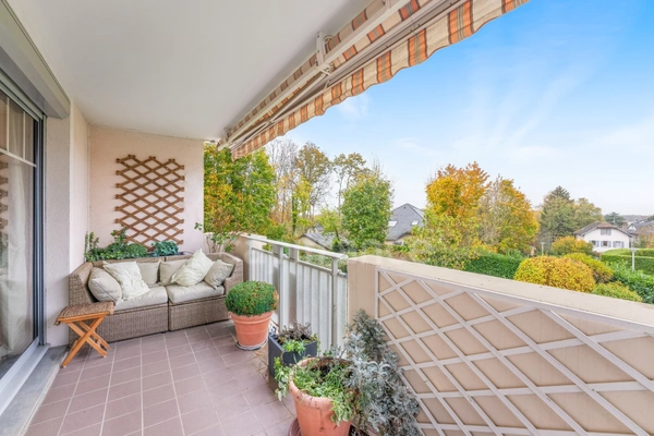 Appartement à vendre 4 pièces DIVONNE LES BAINS (01)