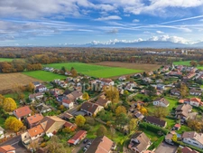 Maison à vendre 8 pièces SAINT GENIS POUILLY (01)