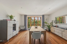 Maison à vendre 7 pièces ECHENEVEX (01)