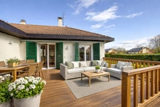 Maison à vendre 8 pièces SAINT GENIS POUILLY (01)