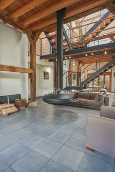 Maison à vendre 8 pièces SAINT GENIS POUILLY (01)