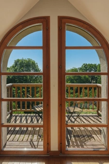 Maison à vendre 7 pièces ECHENEVEX (01)