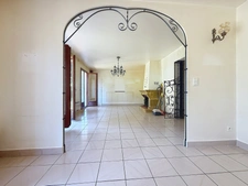 Maison à vendre 6 pièces SAINT GENIS POUILLY (01)