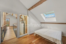 Maison à vendre 8 pièces SAINT GENIS POUILLY (01)