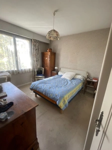 APPARTEMENT ANNECY – Triangle d’Or – 137 m² plein Sud à 3 min du lac, proche centre et commodités – 3 chambres