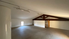 A vendre local commercial 222 m² avec terrain et parking – Ruoms (07120)