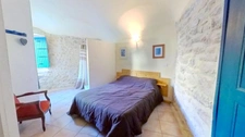 A vendre maison en pierre à Vagnas (07), à proximité de Vallon-Pont-d’Arc