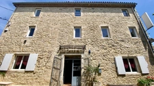 Maison de village en pierre 220 m² – 6 suites – cachet et potentiel à Vagnas, proche de Vallon-pont-d'Arc