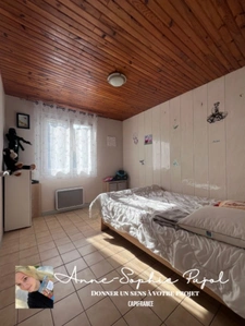 Maison de plain-pied avec jardin de 1 266 m² 