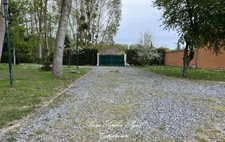 À vendre – Maison de plain-pied avec dépendance aménagée, grands espaces extérieurs et structures polyvalentes – Idéal résidence principale + activité pro ou projet locatif