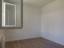 Plain‑pied rénové, quartier ultra‑calme et luminosité exceptionnelle — une rareté à Saint‑Selve.