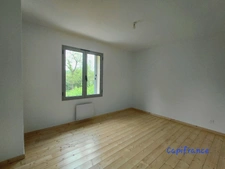 Maison neuve RT 2020 en plein centre de La Brède – jardin, terrasse et vie à pied.