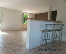 🏡 Coup de cœur assuré à Lavignolle de Salles (33770) — Maison familiale au charme intemporel !