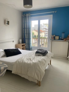 maison à vendre 10 pièces  (85)