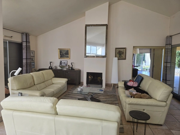Maison à vendre 10 pièces TALMONT SAINT HILAIRE (85)