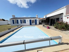 Maison à vendre 6 pièces 4 CHAMBRES - PISCINE CHAUFFEE - GARAGE - TERRAIN  SAINT GILLES CROIX DE VIE (85)