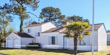 Maison à vendre dans Domaine sécurisé résidentiel Piscine - 4 chambres (85) L'AIGUILLON SUR VIE