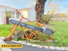 Maison à vendre au coeur du village, 3 chambres, Garage  SALLERTAINE (85)