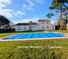 Maison à vendre dans Domaine sécurisé résidentiel Piscine - 4 chambres (85) L'AIGUILLON SUR VIE