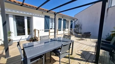 Maison à Vendre en coeur de ville - 3 chambres - 1 bureau - Terrasse Saint GILLES CROIX DE VIE