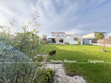 Maison contemporaine Beaux volumes - 5 chambres - Pergola - Garage SAINT GILLES CROIX DE VIE (85)