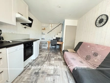 Appartement DUPLEX au coeur de Croix de Vie 2 pièces avec Terrasse et emplacement parking à 150 m. de la gare SAINT GILLES CROIX DE VIE (85)