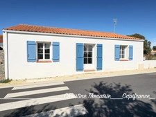 Maison à vendre 3 pièces coeur de ville avec terrain BEAUVOIR SUR MER (85)