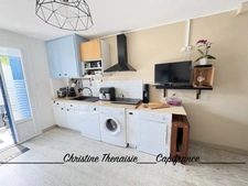 Appartement DUPLEX au coeur de Croix de Vie 2 pièces avec Terrasse et emplacement parking à 150 m. de la gare SAINT GILLES CROIX DE VIE (85)
