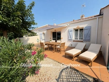 Maison à vendre Plain-Pied, Coeur de ville, 3 chambres, Garage SAINT HILAIRE DE RIEZ (85)