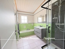 Maison à vendre 9 pièces - Plain-Pied - 4 chambres - 2 Salles d'eau - Piscine - Salle de cinéma - Hammam - T2 indépendant