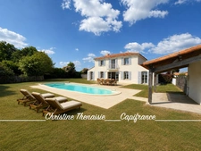 VILLA D'EXCEPTION Pièces spacieuses, 4 chambres, 3 salles de bains, 3 wc, Piscine privée  COEX (85)