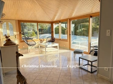 Maison à vendre 5 pièces - Plain-Pied - 3 chambres - 2 salles d'eau - 3 wc - Piscine couverte - 2 garages SAINT HILAIRE DE RIEZ (85)