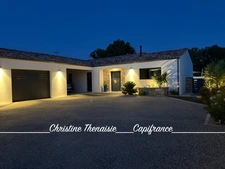Maison récente à vendre 6 pièces : Plain-Pied - 3 chambres - Bureau - 1 salle d'eau - 1 salle de bains - 2 wc - garage - Préau SAINT HILAIRE DE RIEZ (85)