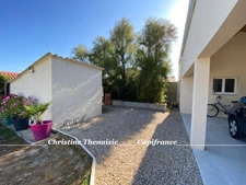 Maison à vendre rénovée 2 pièces + Véranda (50 m2) + Annexe de 41 m2 à deux pas de la mer et de la forêt SAINT HILAIRE DE RIEZ (85)