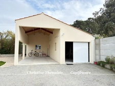 Maison à vendre rénovée 2 pièces + Véranda (50 m2) + Annexe de 41 m2 à deux pas de la mer et de la forêt SAINT HILAIRE DE RIEZ (85)