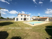 VILLA D'EXCEPTION Pièces spacieuses, 4 chambres, 3 salles de bains, 3 wc, Piscine privée  COEX (85)