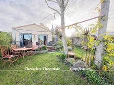 Maison à vendre au coeur du village, 3 chambres, Garage  SALLERTAINE (85)