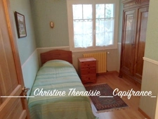 Maison à vendre sur un terrain de 2000 m2 - 4 chambres - Bureau - 3 salles d'eau - 3 wc - Dépendance de 110 m2 et garages LA GARNACHE (85)