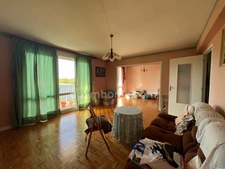 RENNES SUD – T4 LUMINEUX ET TRAVERSANT – 72 M² – 2/3 CHAMBRES – LOGGIA – ASCENSEUR