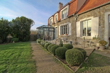 Wimille - Propriété à vendre : 8 pièces sur 200 m² - garages - dépendances - gite de 50 m²  sur 13440 m² de terrain