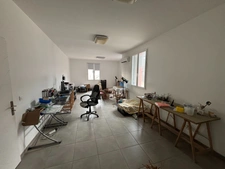 Entrepôt de 346m² et 137m² de Bureaux à louer Sur la commune du Rove, Zone d'activité de Pielettes. 