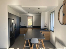 À vendre – Superbe propriété de 225 m² à Trets avec piscine, dépendance et grand terrain