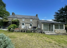 Propriété à vendre SAINT NICOLAS DU PELEM  (22)