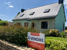 Maison de 160 m2 DPE D à vendre  CALLAC (22)