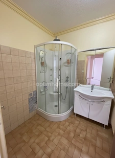 Immeuble à vendre SAINT NICOLAS DU PELEM (22)