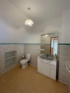 Maison de 160 m2 DPE D à vendre  CALLAC (22)