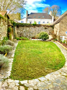 Maison125 m2 à vendre 5 pièces SAINT NICOLAS DU PELEM (22)