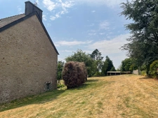 Maison à vendre 7 pièces à Saint-Nicolas-du-Pélem (22)