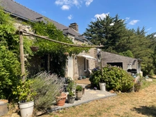 Propriété à vendre SAINT NICOLAS DU PELEM  (22)